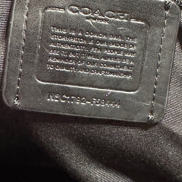 Coach Sierra Ranch floral satchel w strap black red flowers Alma style - Picture 9 of 9